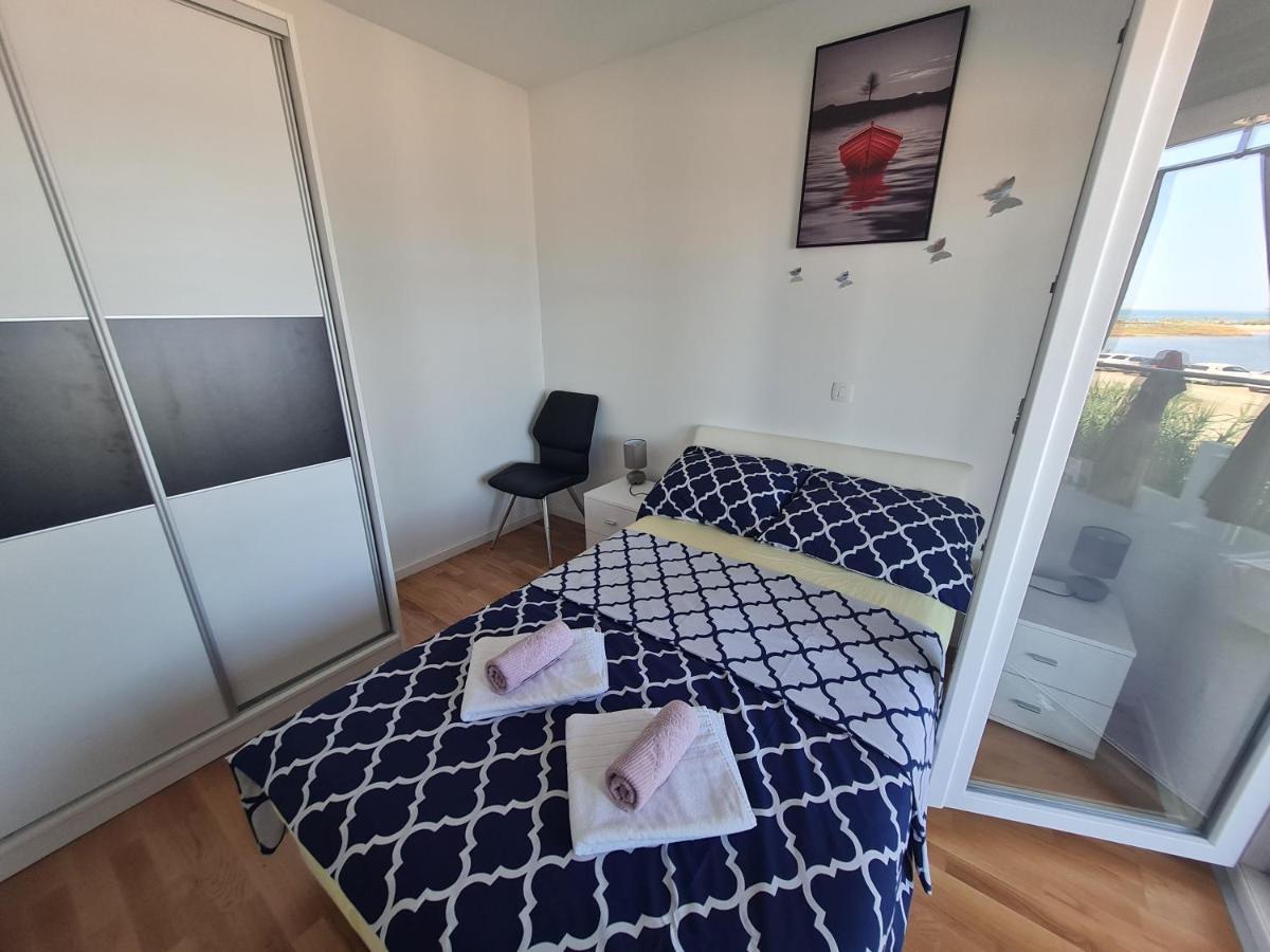 Apartmani Zdrijac 宁 外观 照片