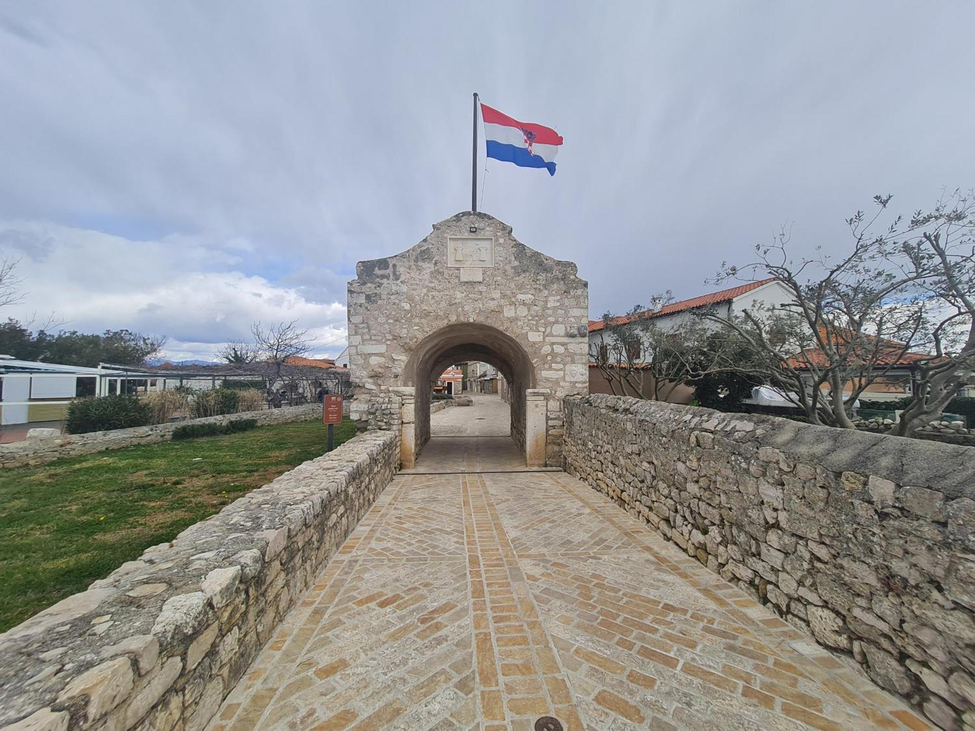 Apartmani Zdrijac 宁 客房 照片